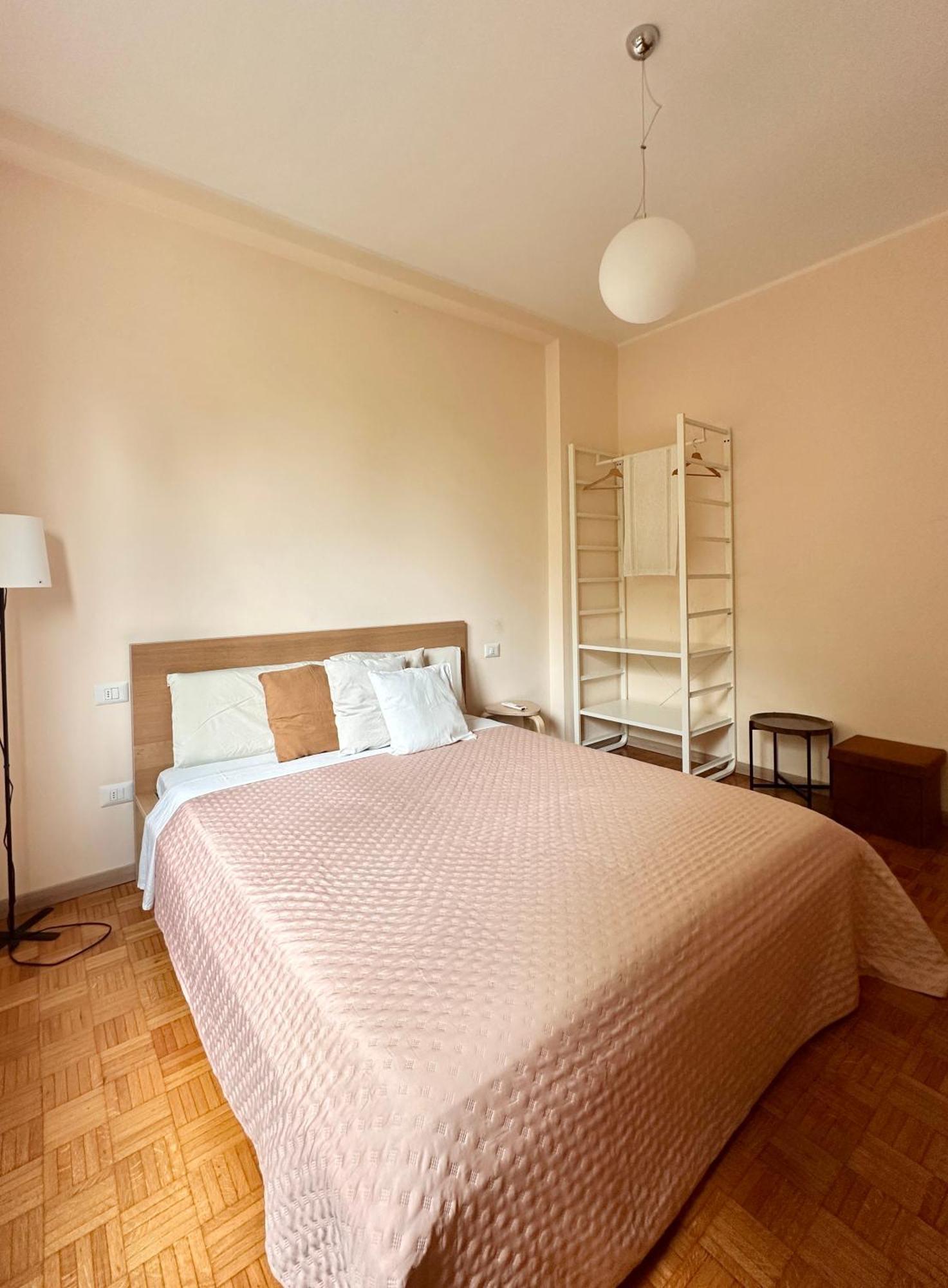 Casa Ling -Ac - Parking-2Bathrooms Como Eksteriør bilde
